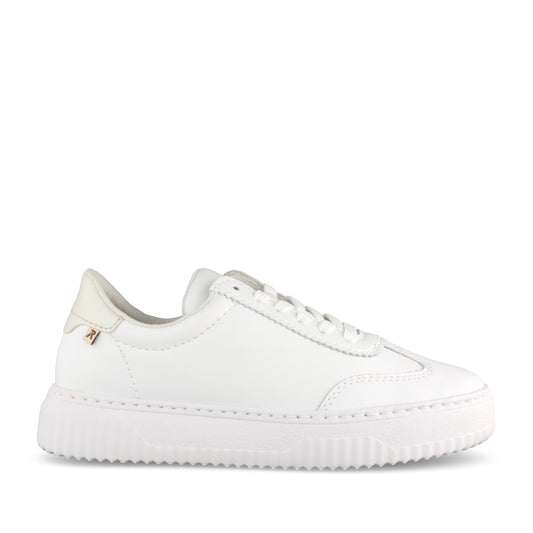 Ladies N9910 Laced Trainer In White