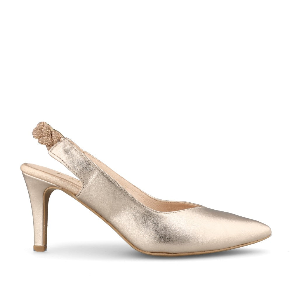 Ladies 7985 Medium Heel Sling Back Court Shoe In Gold