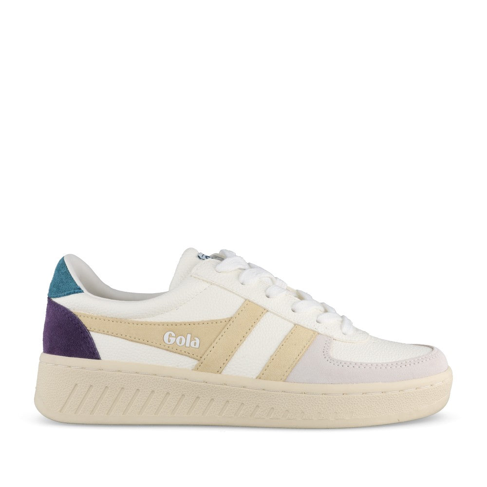 Ladies Grandslam Cla415 Laced Trainer In White Multi