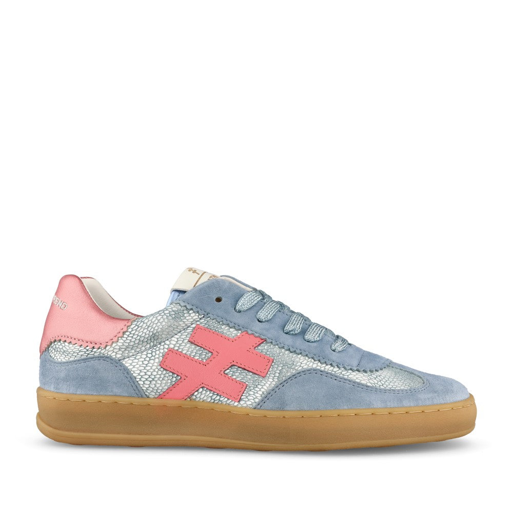 Ladies A032 C126 Iconic Ii Laced Trainer In Blue