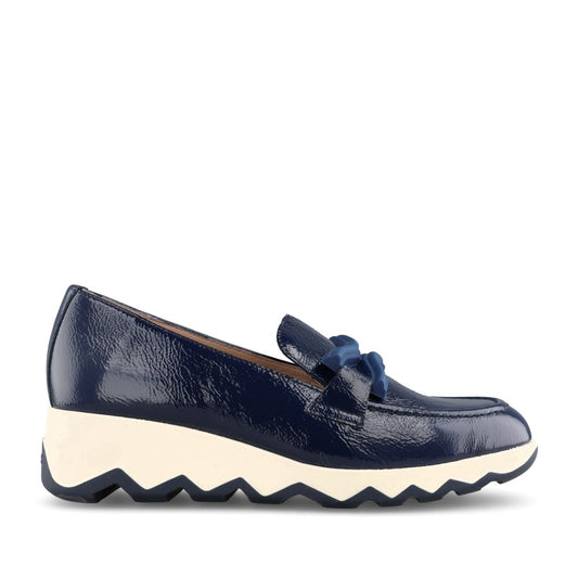 Ladies C-7620 Slip-on Wedge Shoe In Navy
