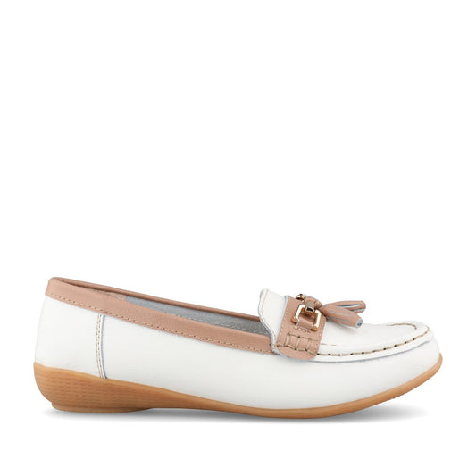 Ladies Seafairer Slip-on Shoe In White