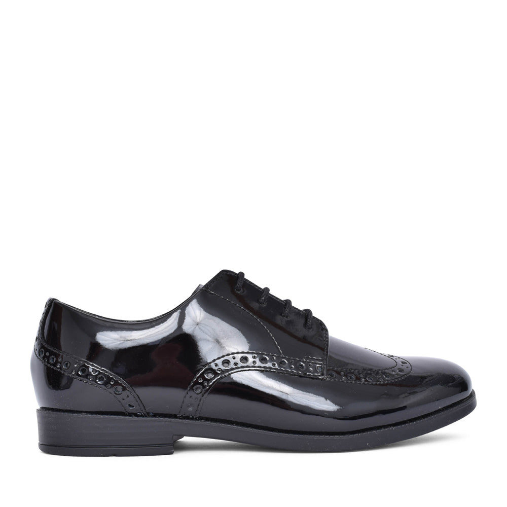 Girls Brogue Snr Black Patent Laced Brogue In Kids F Fit