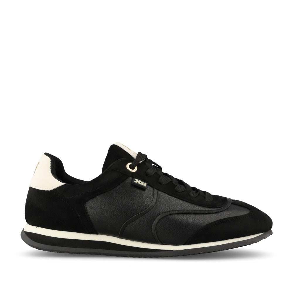 XTI Ladies 146150 Trainer In Black