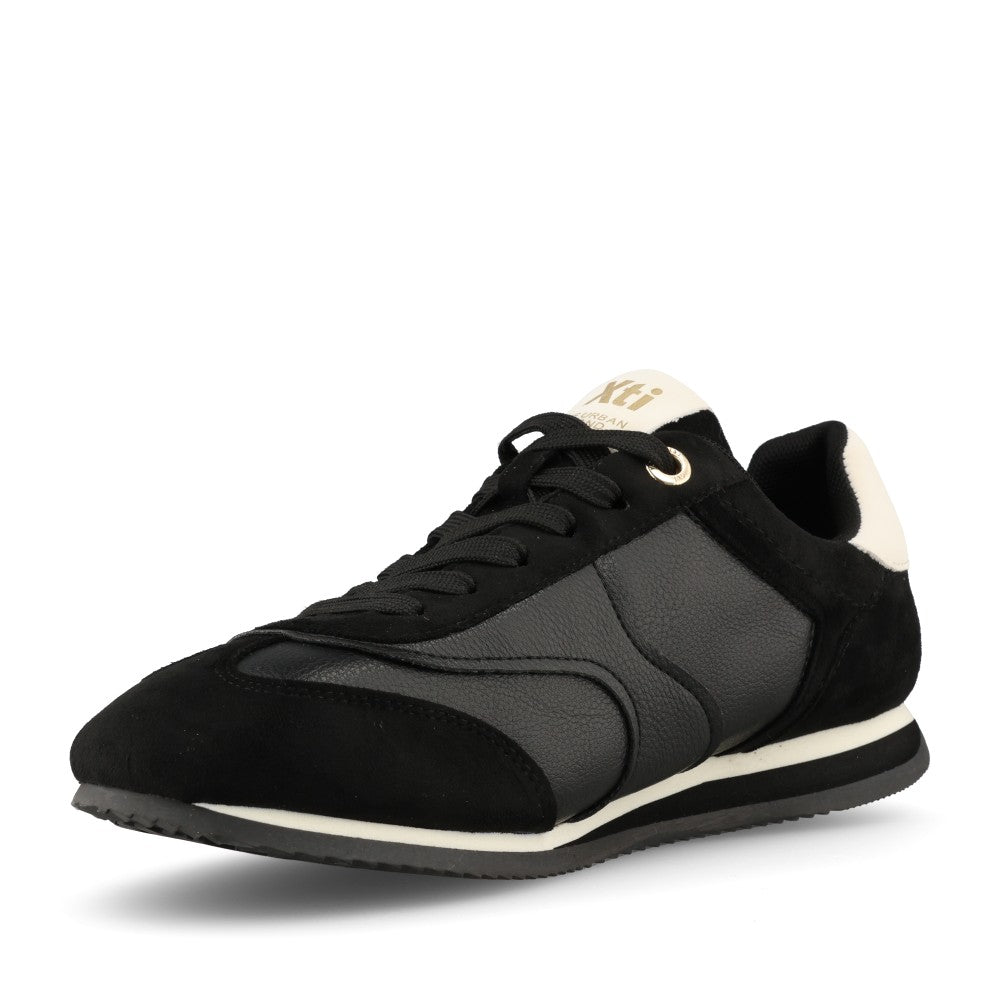 XTI Ladies 146150 Trainer In Black