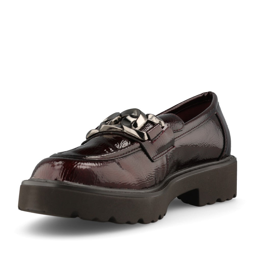XTI Ladies 146258 Loafer In Burgundy Patent