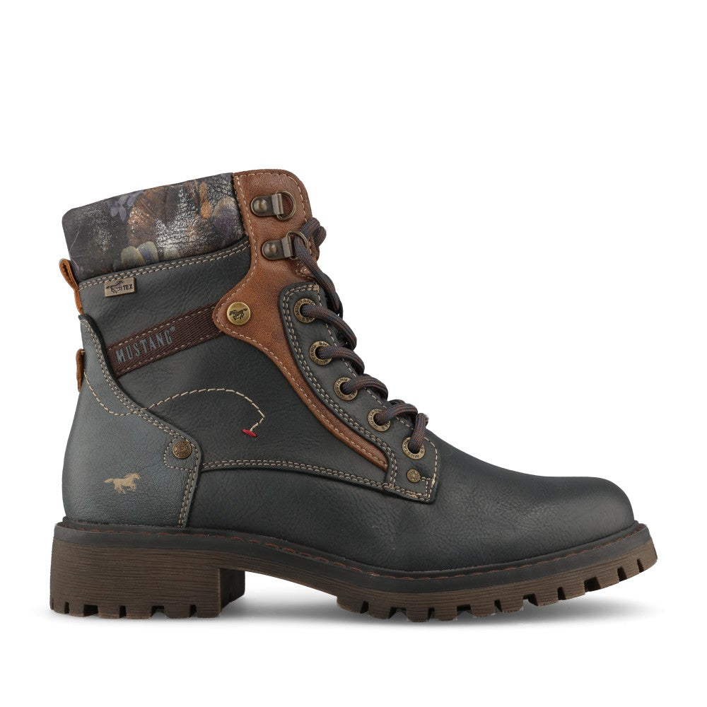 Mustang Ladies 15M0282009 Ankle Boot In Navy
