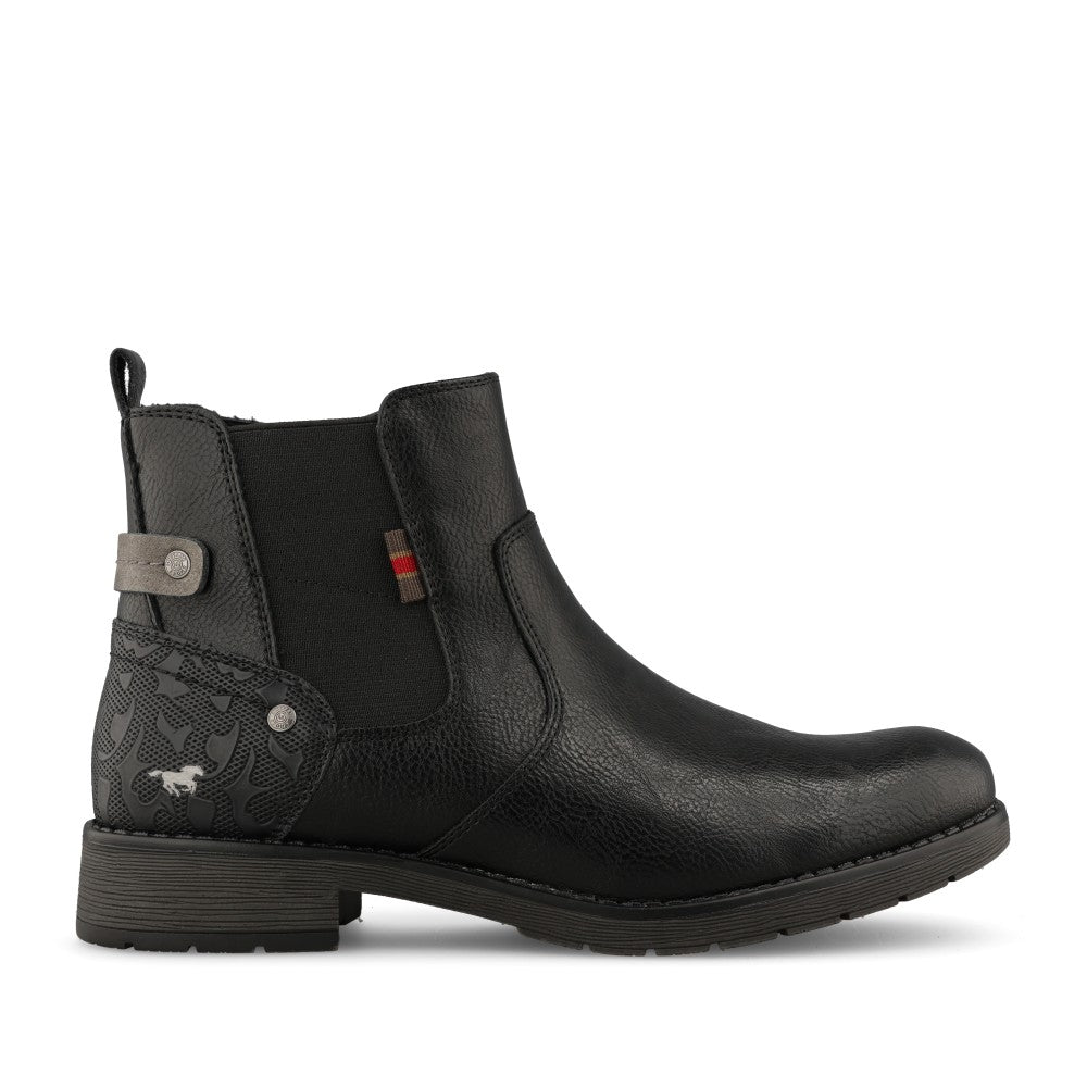 Mustang Ladies 15M0052002 Ankle Boot In Black