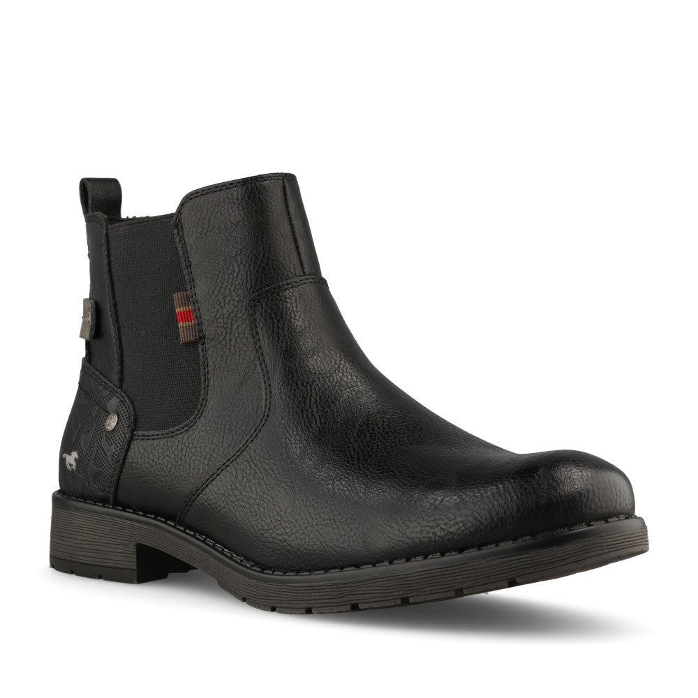 Mustang Ladies 15M0052002 Ankle Boot In Black