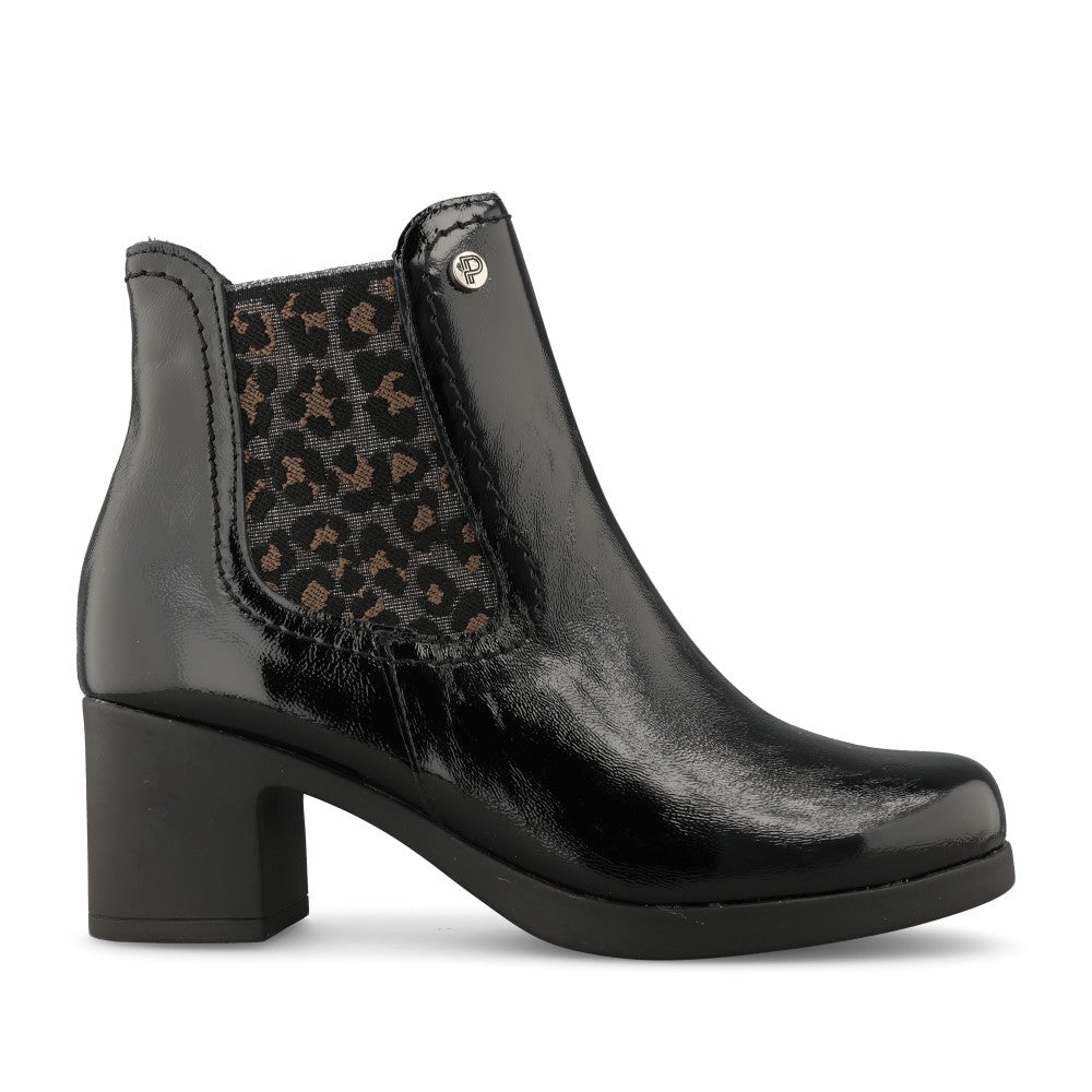 Pitillos Ladies 30504 Boot In Black