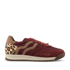 Meline Ladies 360 S-TO/134 Trainer In Burgundy