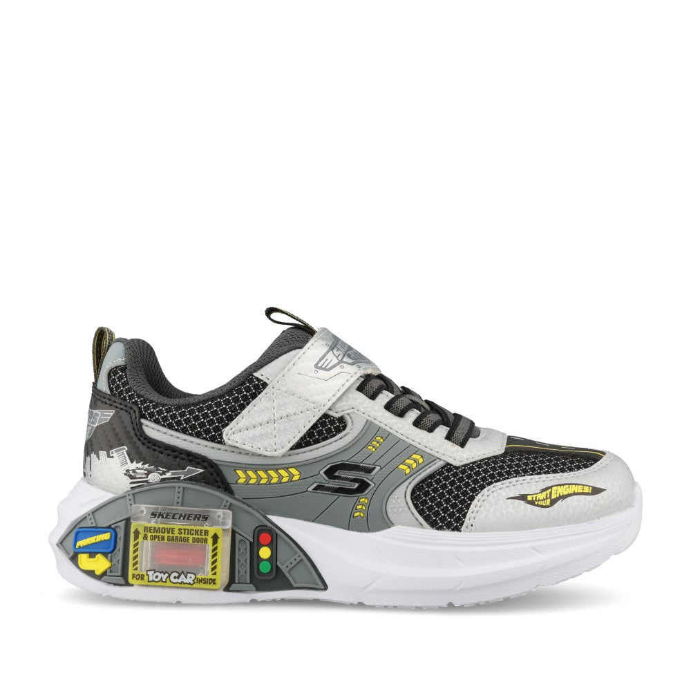Boys 402150L Garage Trainer In Silver and Black