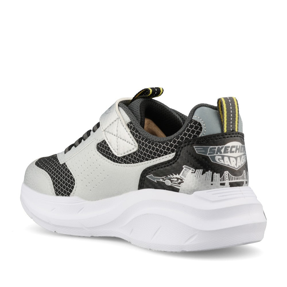 Boys 402150L Garage Trainer In Silver and Black