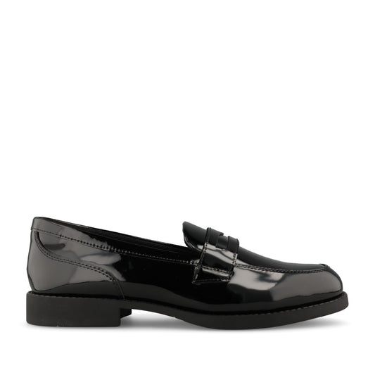Clarks Girls Tapa Edge Y F-FIT Slip-On Shoe in Black Patent