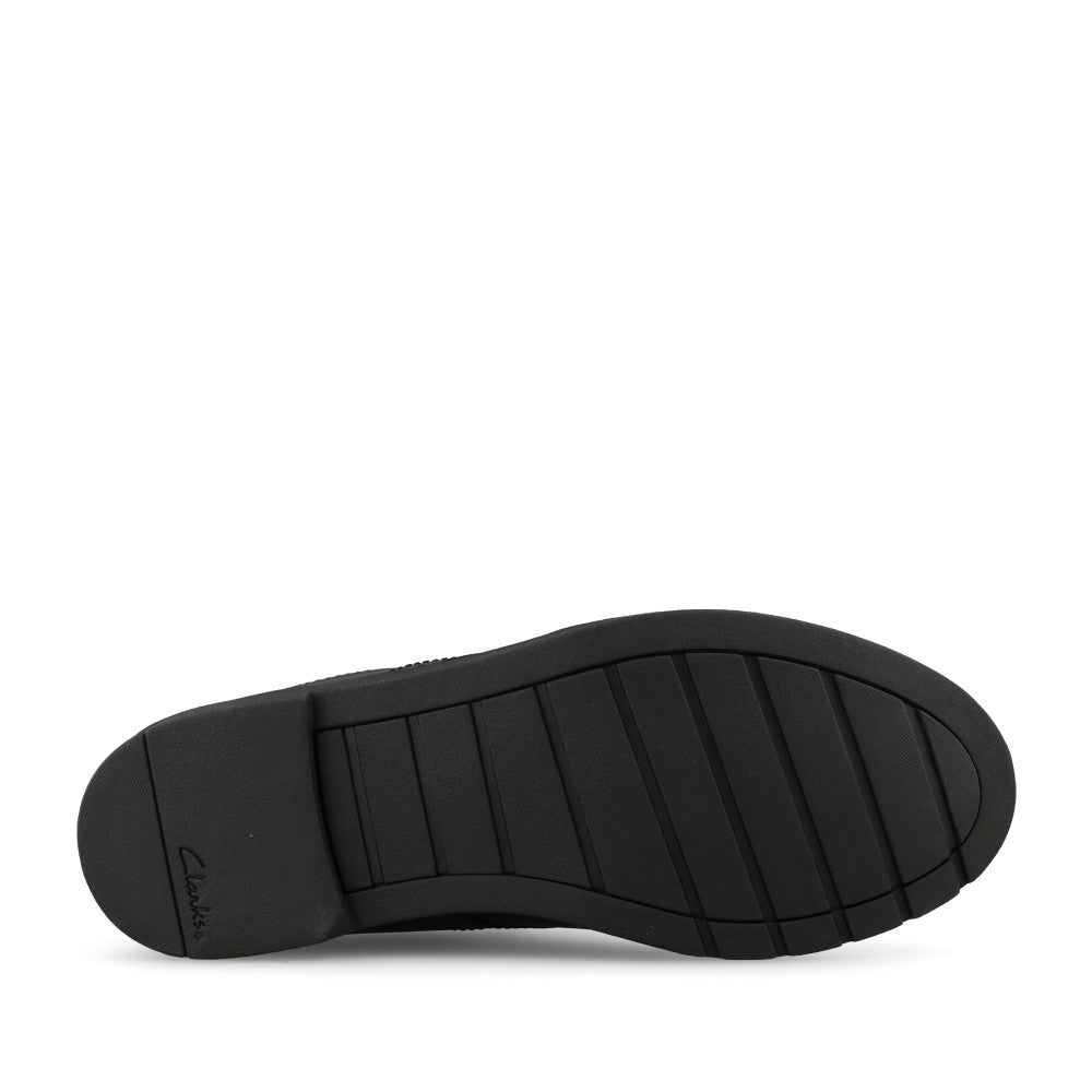 Clarks Girls Scala Style O E-FIT Lace Up Shoe in Black Leather