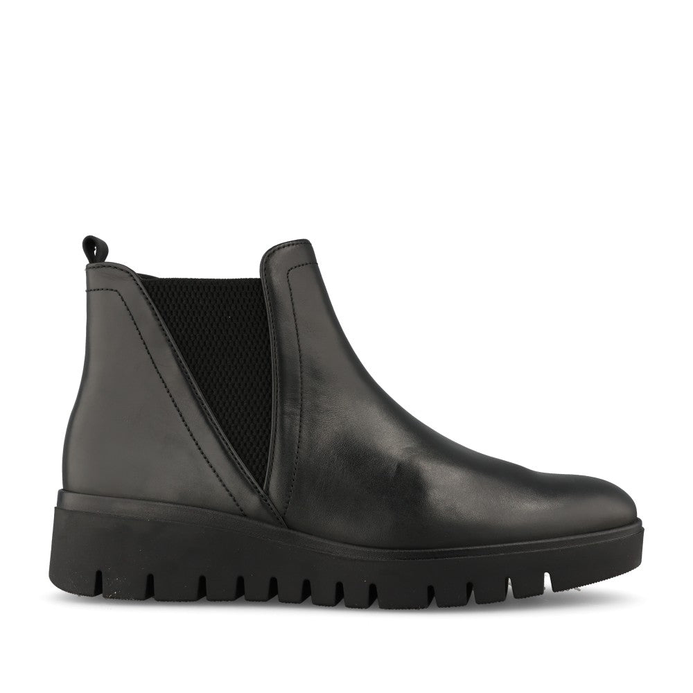 Gabor Ladies 8015.01 Dublin Boot In Black