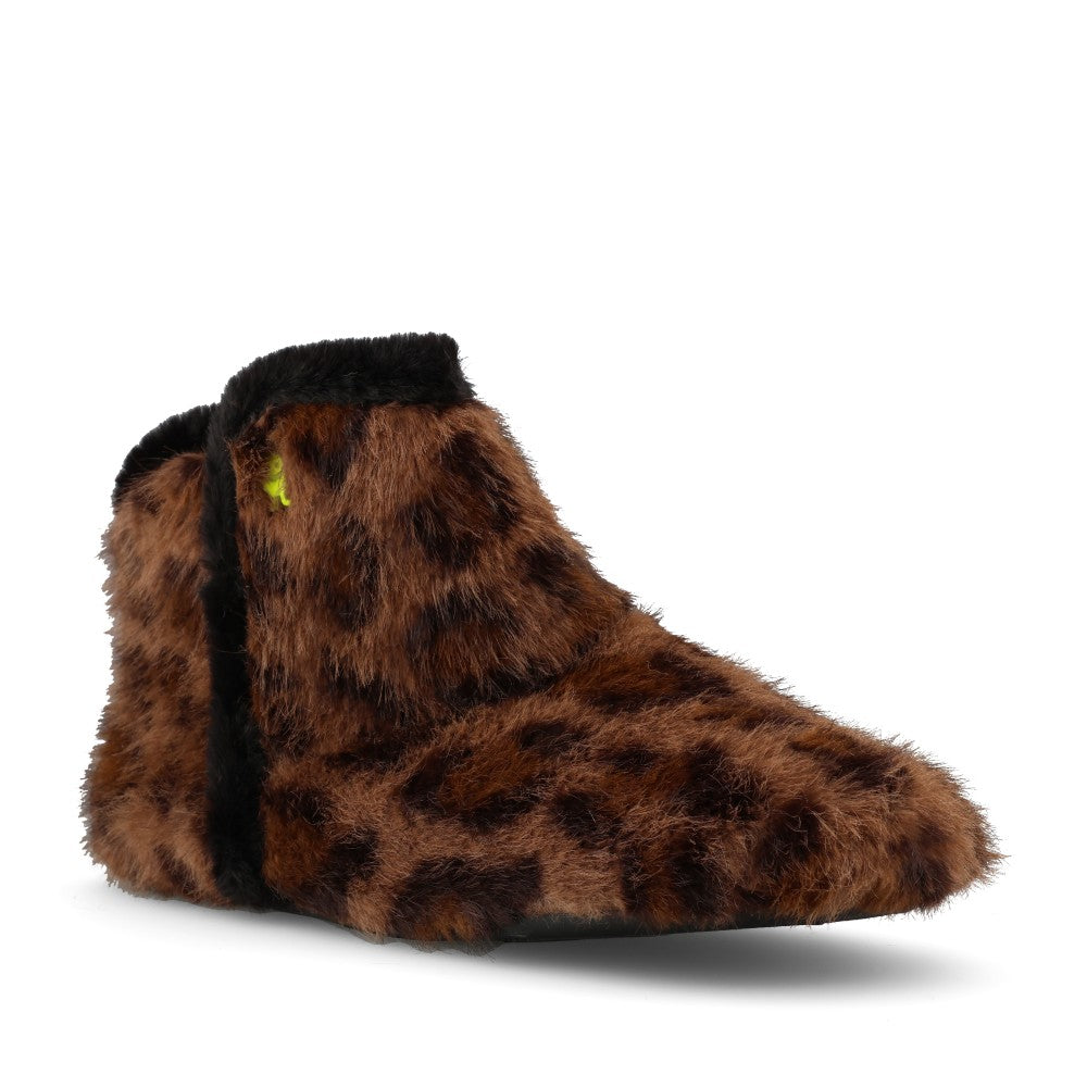 Hot Potatoes Ladies 80867 Slipper In Leopard