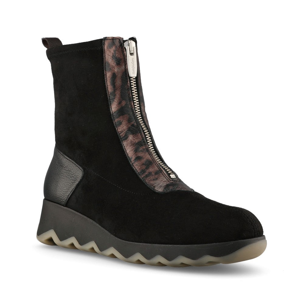 Wonders Ladies C-7632 Boot In Black