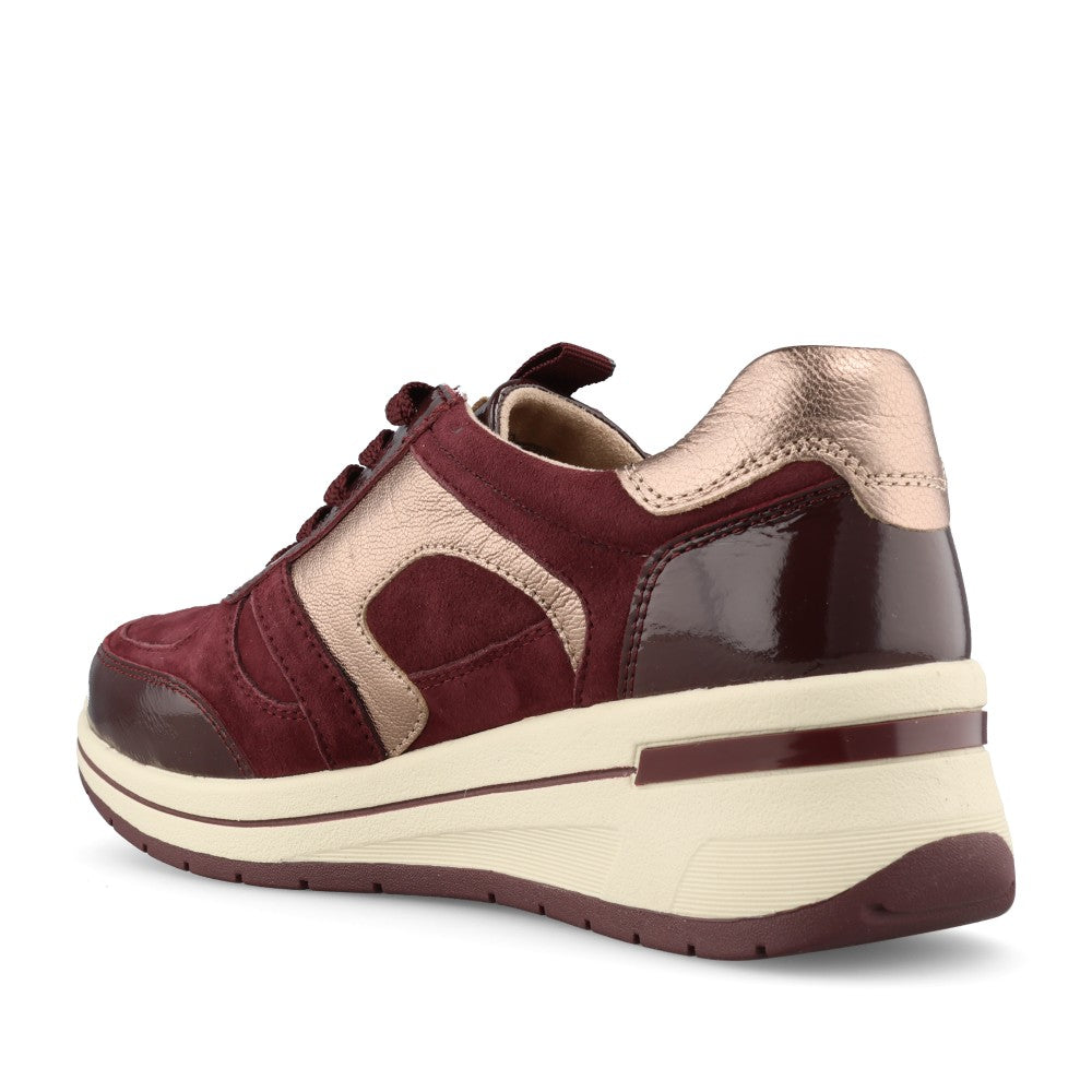 Caprice Ladies 9-23300 Wedge Laced Trainer In Burgandy