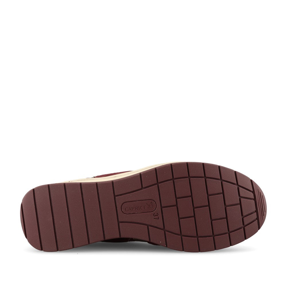 Caprice Ladies 9-23300 Wedge Laced Trainer In Burgandy