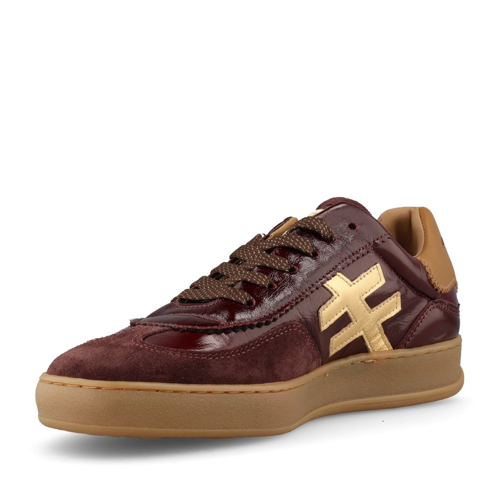 Another Trend Ladies A032 9245 Trainer In Burgundy