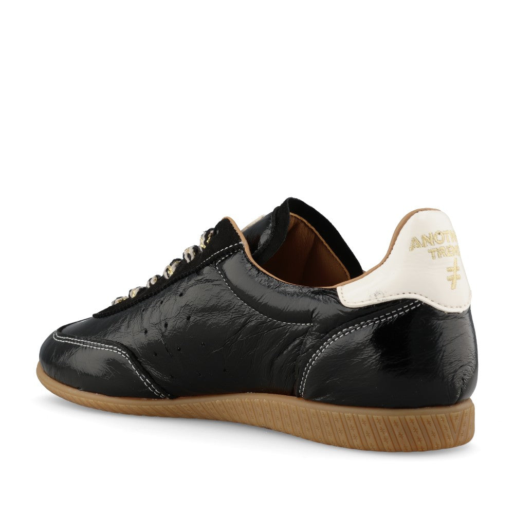 Another Trend Ladies A078 4705 Trainer In Black