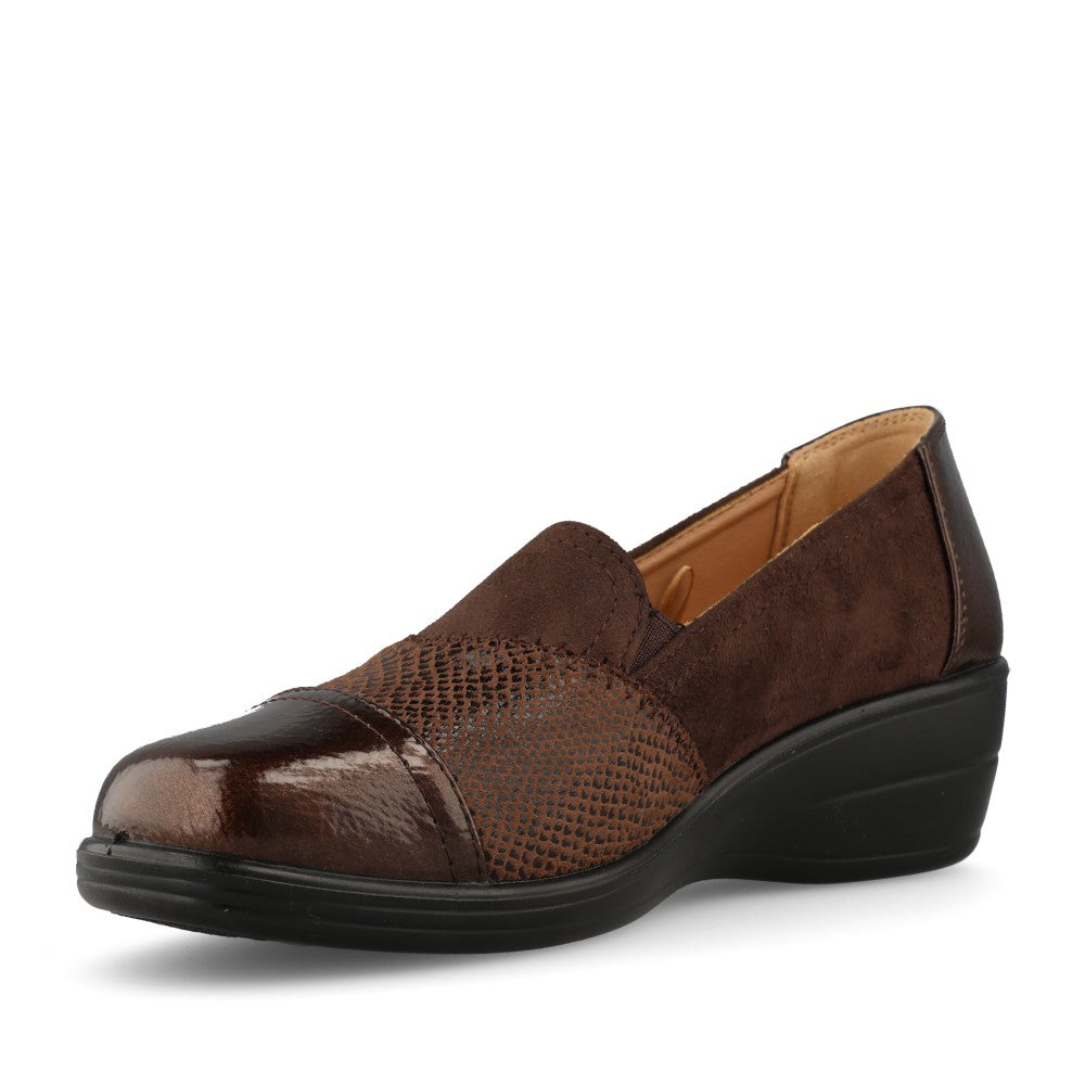Shoe Tree Ladies Blanche Shoe In Brown
