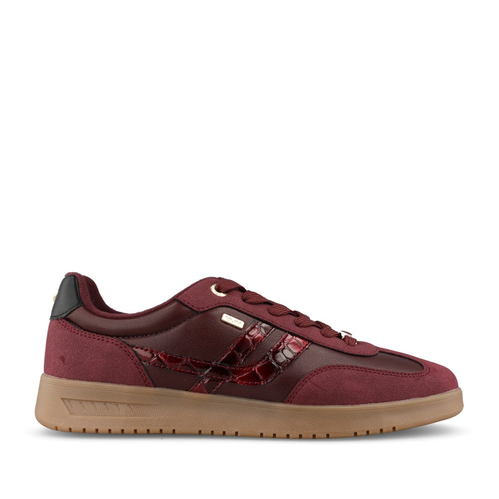 Lloyd & Pryce Ladies Borland Trainer In Cabernet