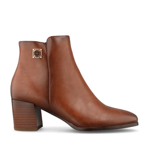 Ladies Patrizio Como Burunzo Ankle Boot in Caramello