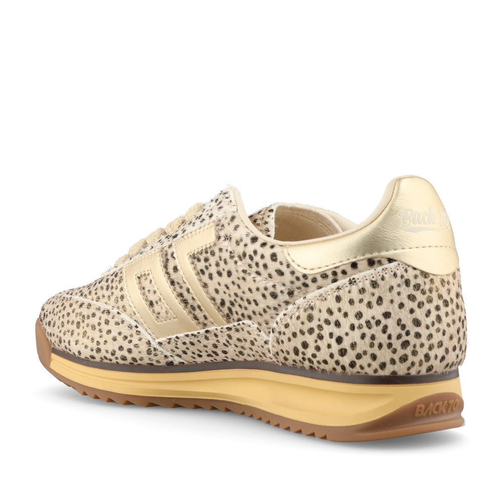 Back 70 Ladies Jogger FW26-P003 Trainer In Gold