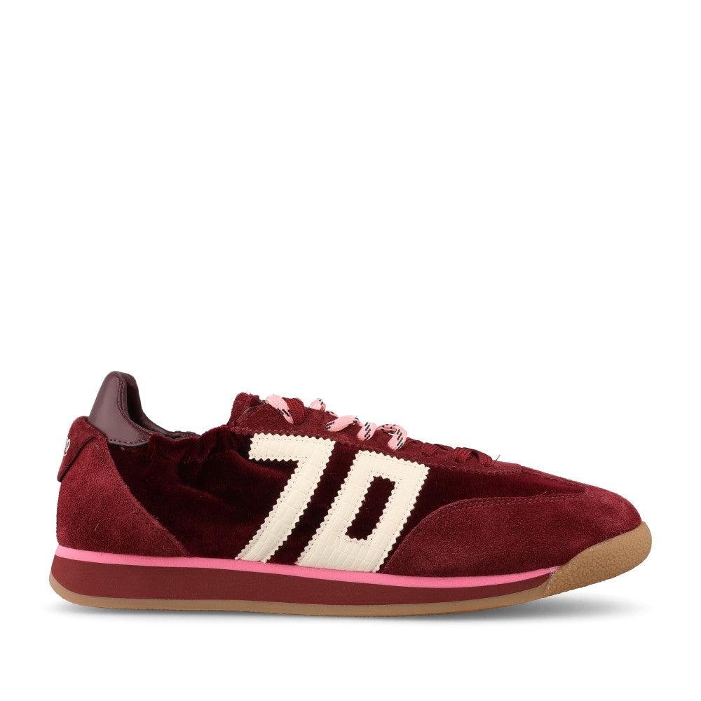 Back 70 Ladies Rocket FW26-V003 Trainer In Wine