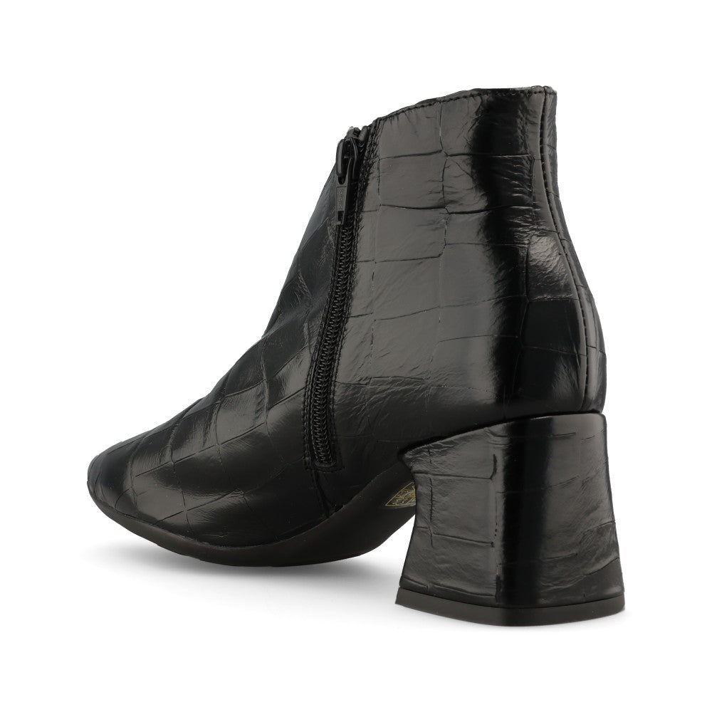 Wonders Ladies I-9013 Boot In Black