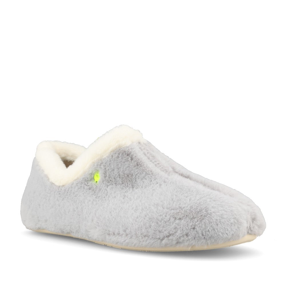 Hot Potatoes Ladies Kerrick 76905 Slipper In Grey