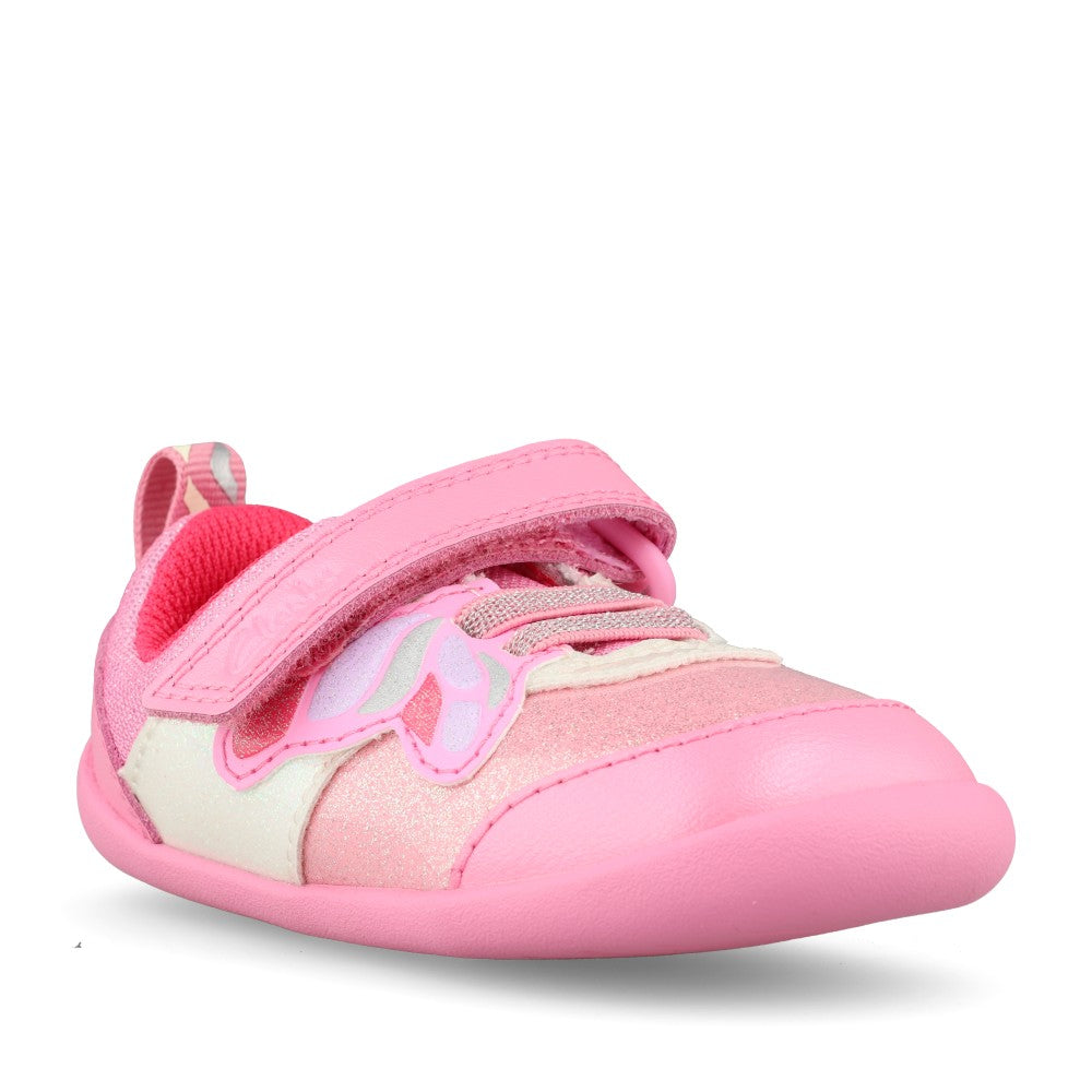 Clarks Girls Roamer Wing T F-Fit Shoe in Pink