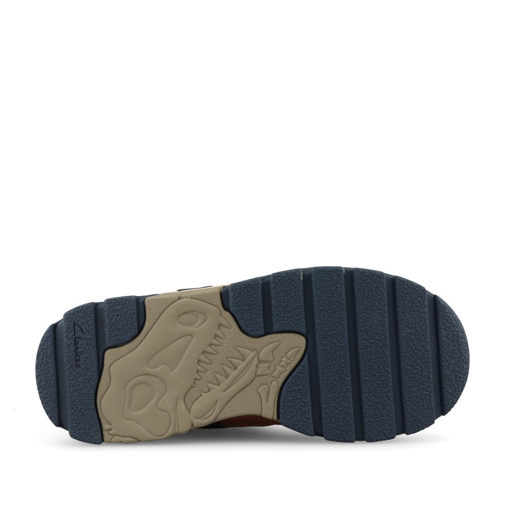 Clarks Boys Steggy2Play K F-Fit Boot in Tan