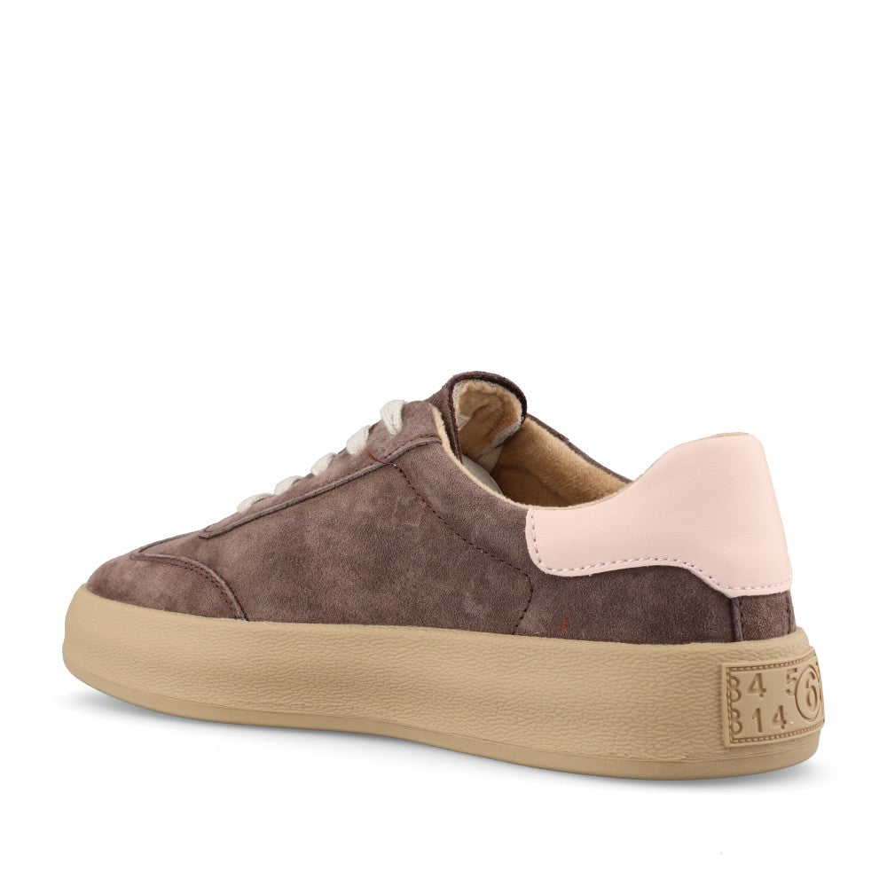 Drilleys Ladies Thirty Three Trainer In Pink Truffle