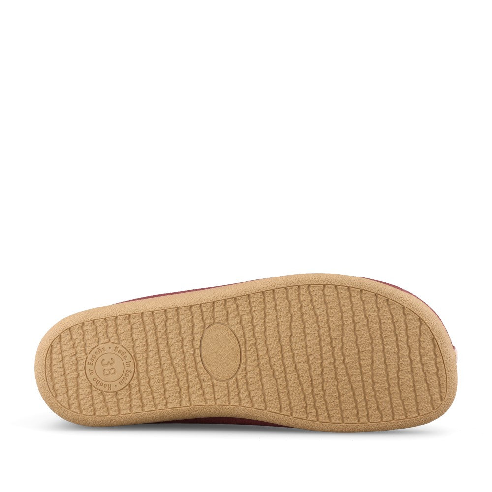Lotus Ladies Franscisca ULH138 Slipper In Burgundy
