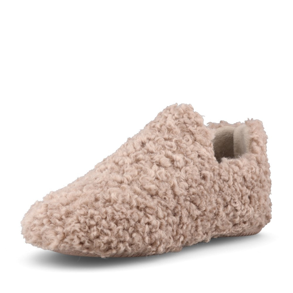 Verbenas Ladies Yuk Curly Slipper In Camel