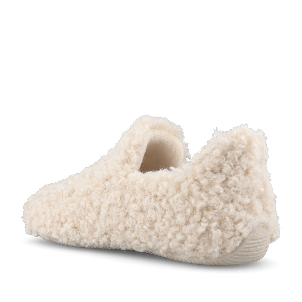 Verbenas Ladies Yuk Curly Slipper In Beige