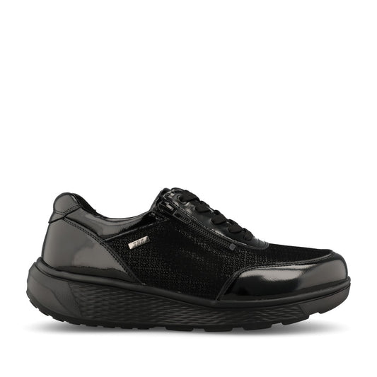 G-Comfort Ladies S-2725 Wide Fit Laced Shoe in Black Patent